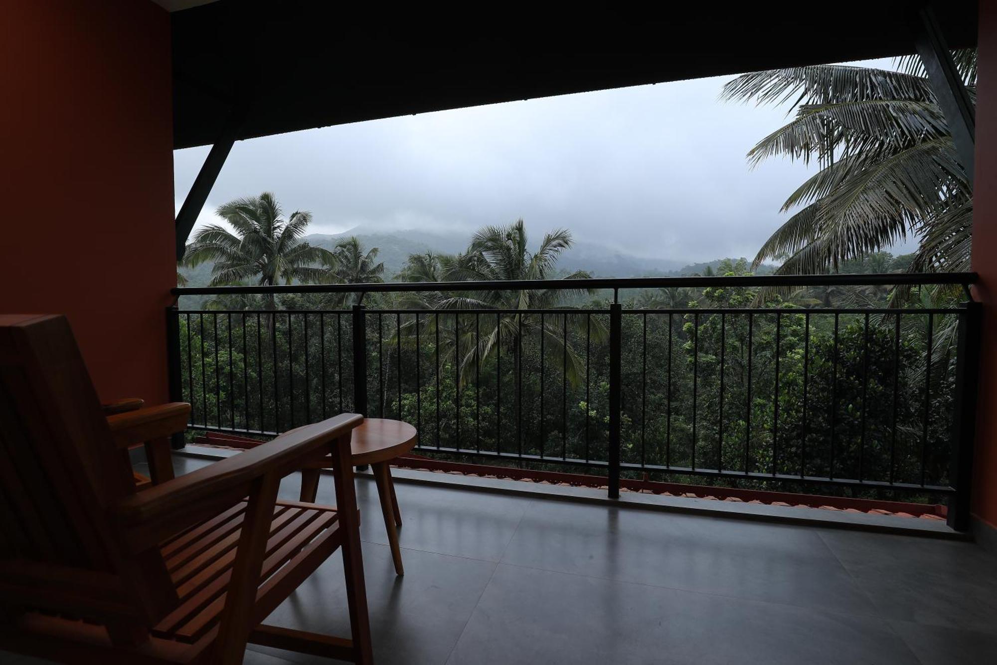 Petals Resorts Wayanad Tariyod Exterior photo