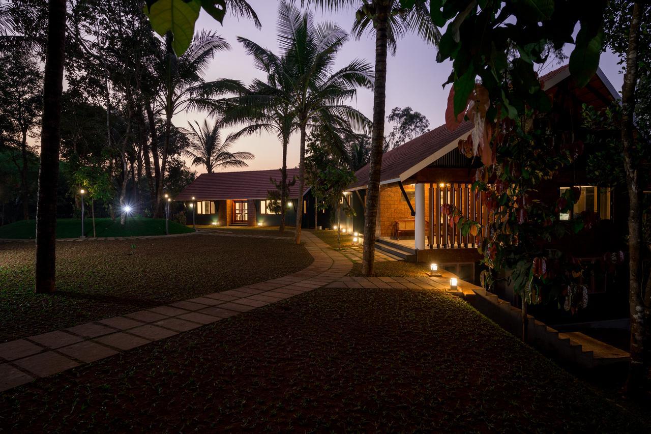 Petals Resorts Wayanad Tariyod Exterior photo